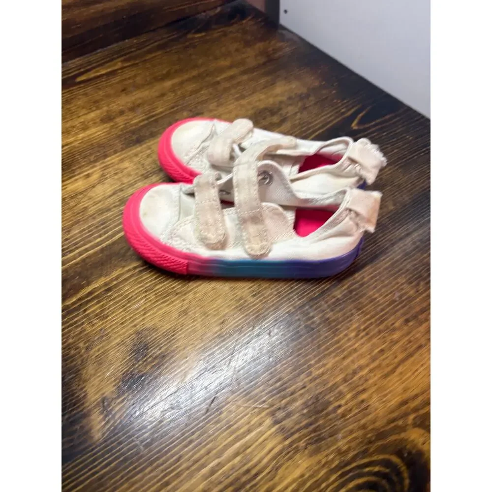 Converse White And Pink Sneakers Girls Size 7